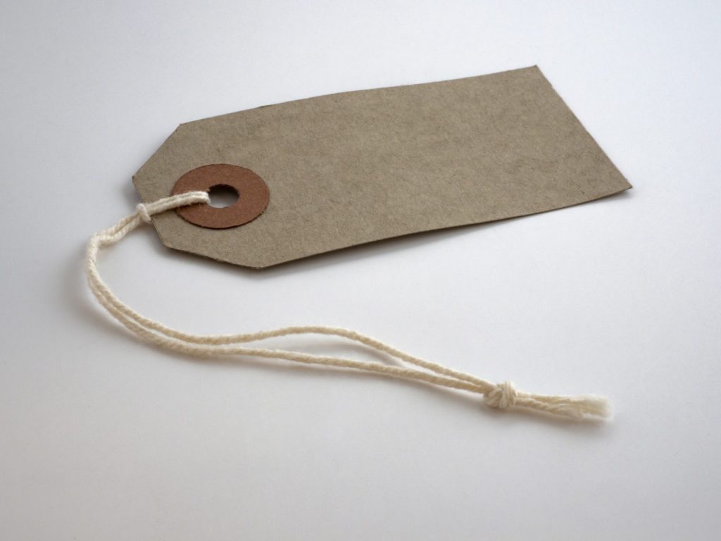 Paper tag and string